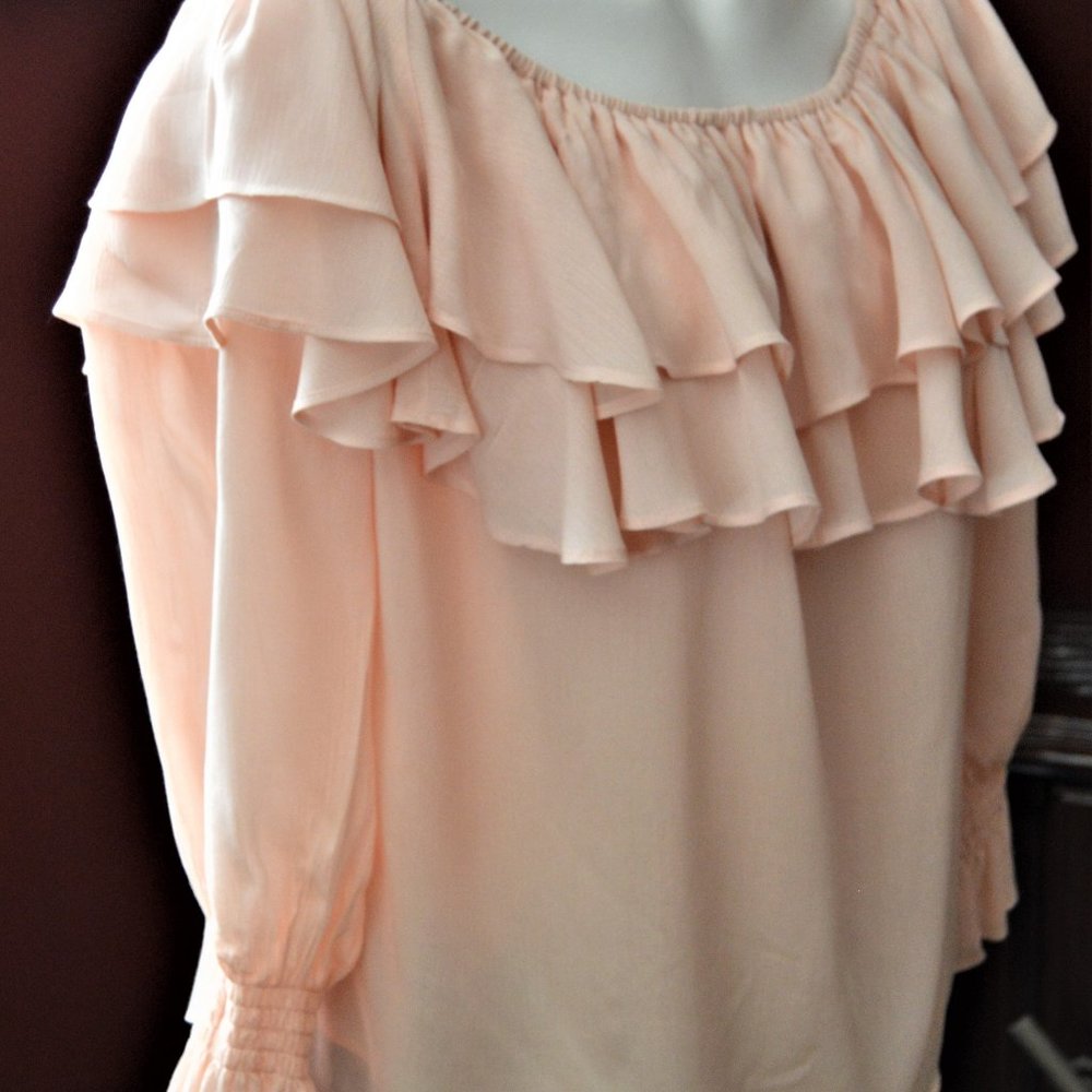 GIANNI BINI WOMEN'S SMALL PINK OFF THE SHOULDER BLOUSE RAYON LINED Excellent